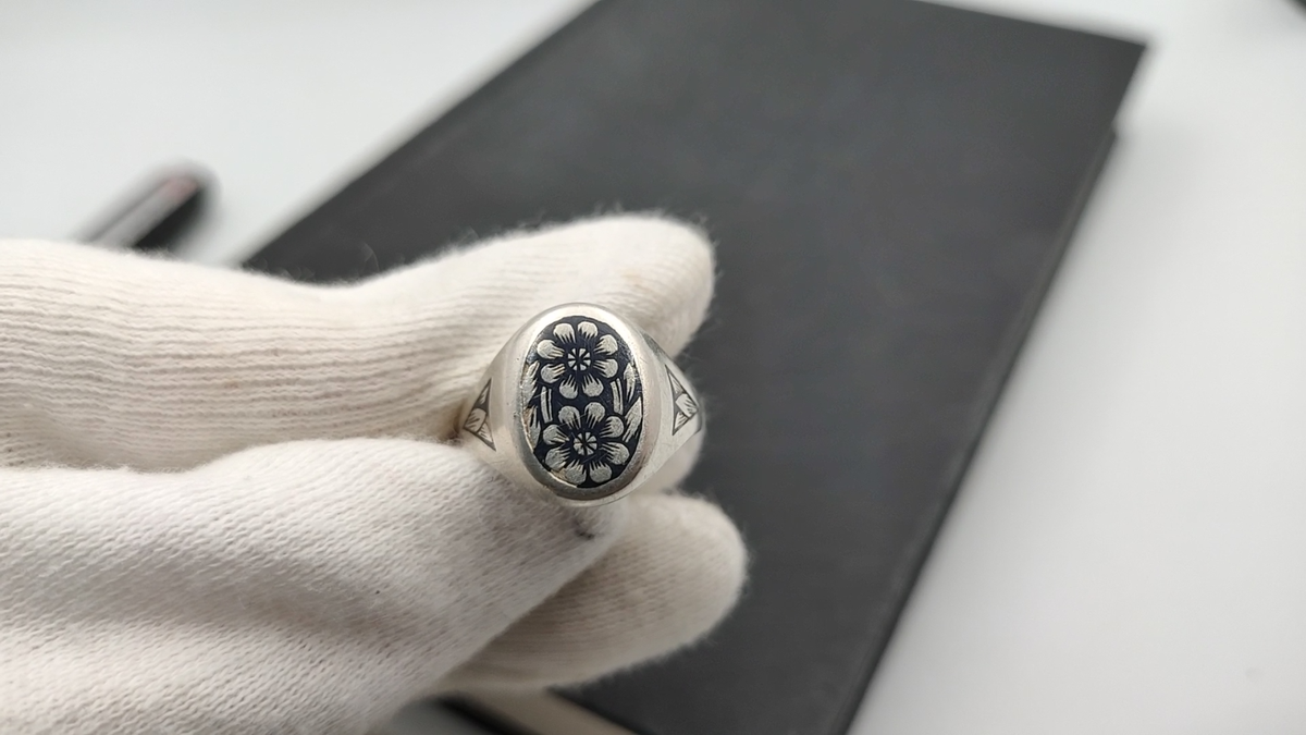 Vintage Soviet Silver 875 Ring Niello Signet Flower Ornament