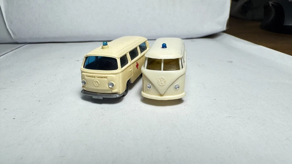 Wiking 1:87 scala H0 VW Volkswagen Transporter T1 T2 croce rossa - Immagine 2 di 4