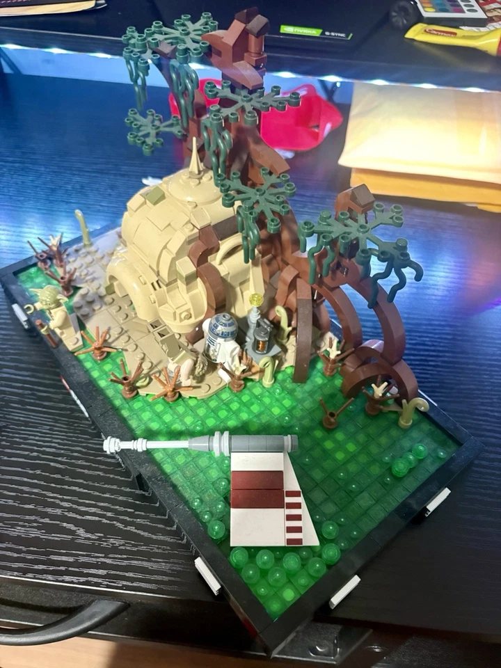 🔥LEGO Star Wars: Dagobah Jedi Training Diorama (75330) Nuevo - Completo RARO🔥 Foto 3 de 3