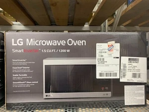 LG CANADA 1.5 cu. ft. Counter Top Microwave Oven with NeoChef Smart Inverter