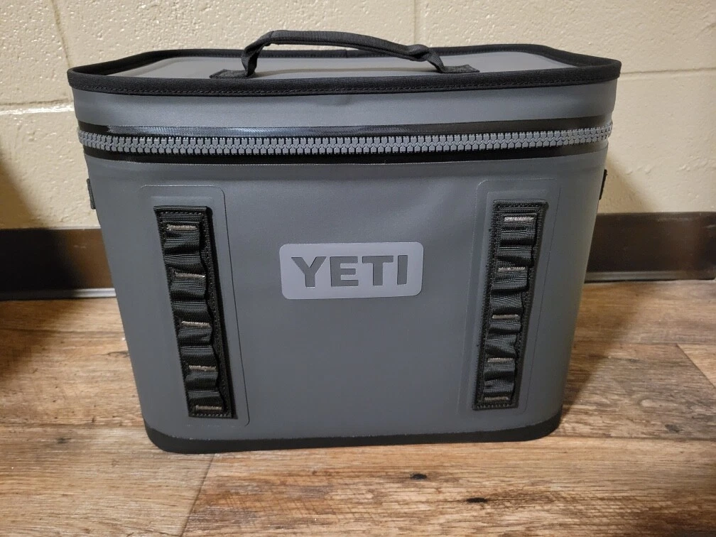 Yeti Cooler, Hopper Flip 18, Charcoal