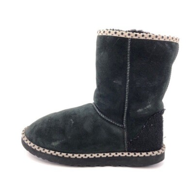 UGG Classic Short 78 Winter Boots Womens Size 10 EUR 41 Black Leather Sheepskin