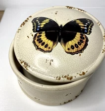 CREATIVE CO-OP House in the Country  Butterly Aged Trinket Box 5”