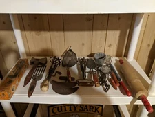 vintage kitchen gadgets 16 items