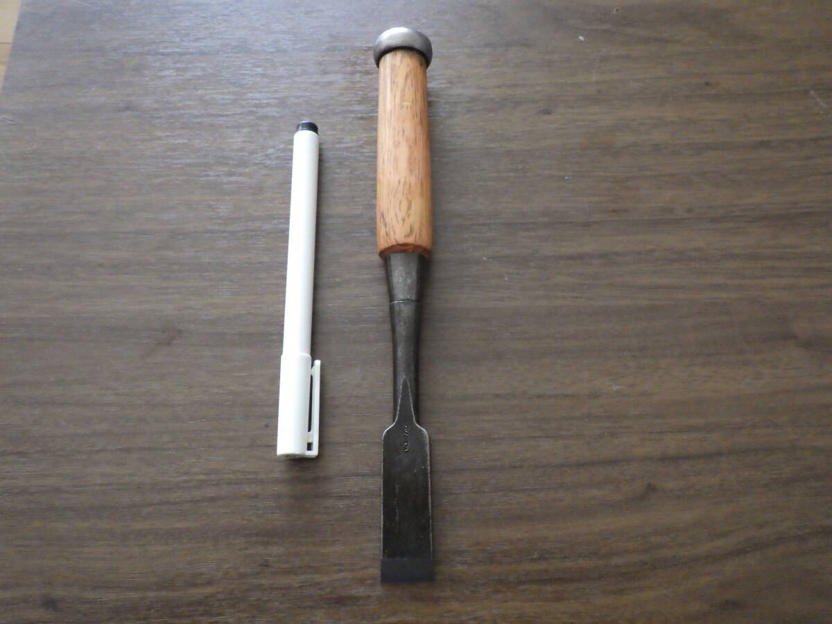 Japanese Vintage “Samunehiro 左宗弘” Chisel 1.5cm Japanese Vintage “Samunehiro 左宗弘” Chisel 1.5cm