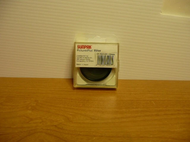 SUNPAK  PicturesPlus Filter (CPOL) Circular Polarizer 52mm  SEALED,Made in Japan - Image 2 of 2