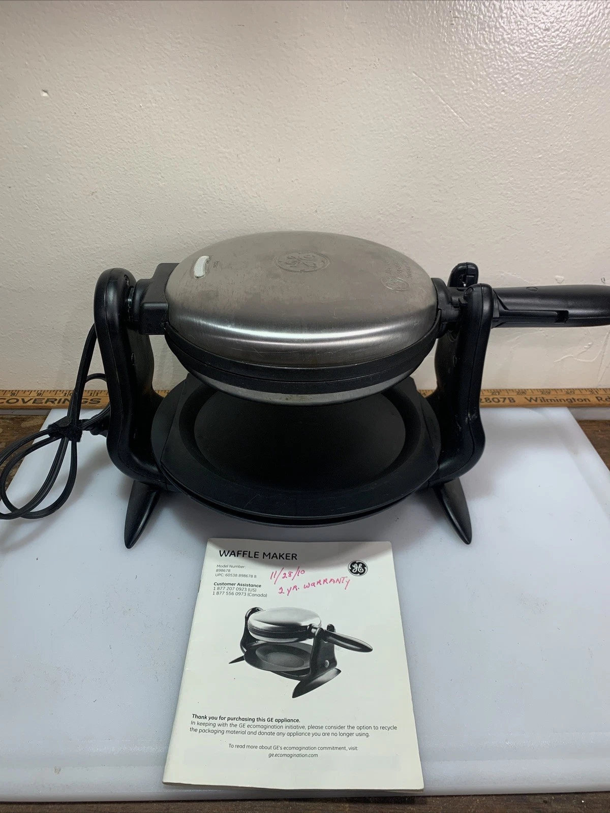 GE Rotating Belgium Waffle Maker Model 898678 Tested Works