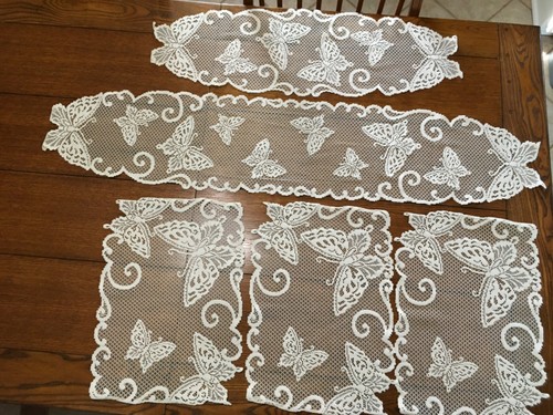 5 piece set of table runners with butterflies