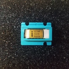 Intel C2104 dram =  Mostek MK4096P Apple I ram, Gold, white ceramic, never used