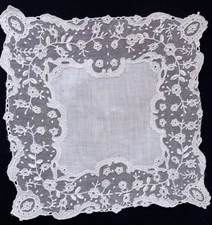 ANTIQUE BRIDAL HANDKERCHIEF LINEN EMBROIDERED ON TULLE 26 CENTIMETERS SQUARE