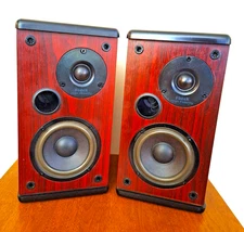 Fidek Small Bookshelf Speakers -- Audiophile Quality Sound for Less
