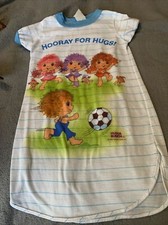 1984 Huggable Bunch Hooray For Hugs Toddler Gown Size 2T Vintage