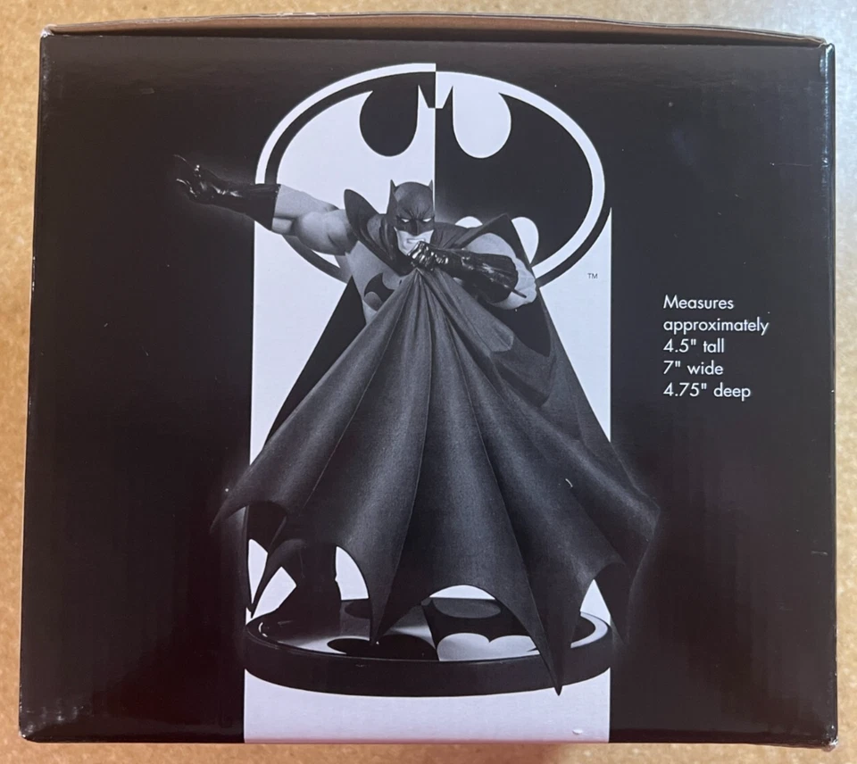 DC Direct Batman Black and White Statue Designed by Andy Kubert LE 4000 NIB - Image 4 of 4