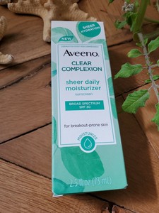 aveeno clear complexion sunscreen
