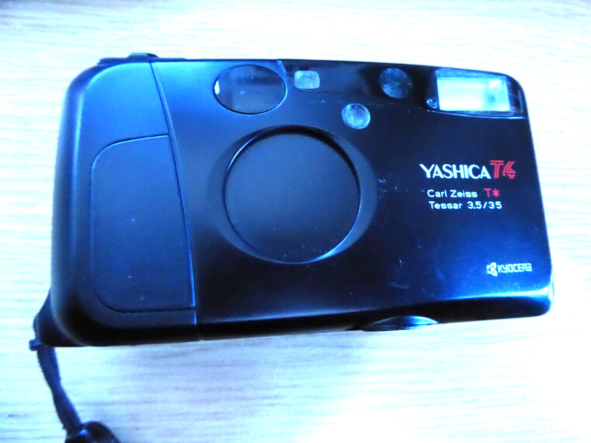 Yashica T4 35mm Point & Shoot Film Camera w/ Zeiss Tessar f3.5