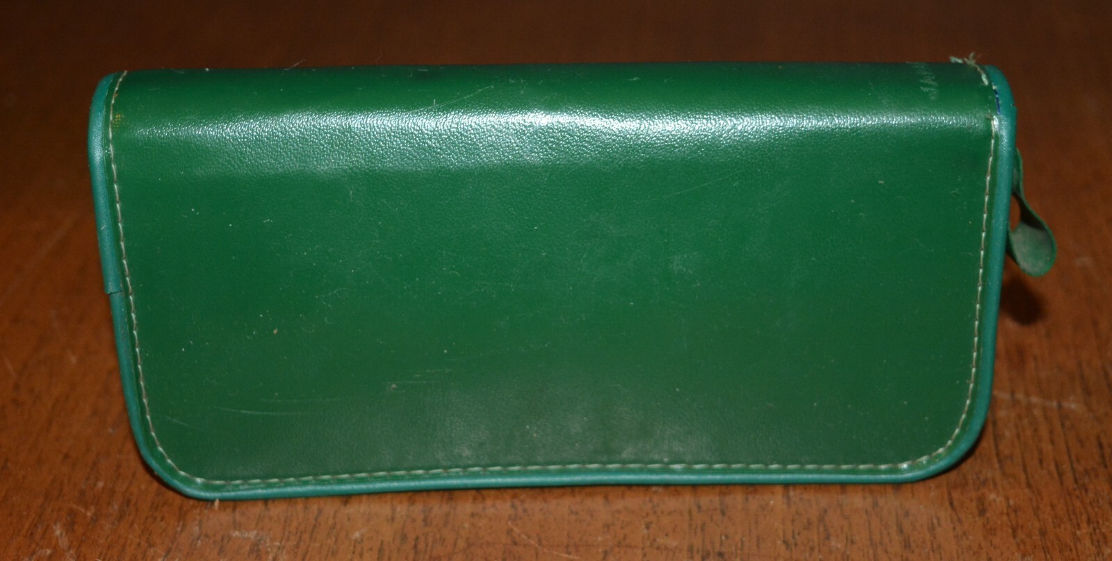 VTG Gentlemen's Personal Care Travel Kit Nylon Case