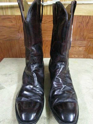 black cherry cowboy boots
