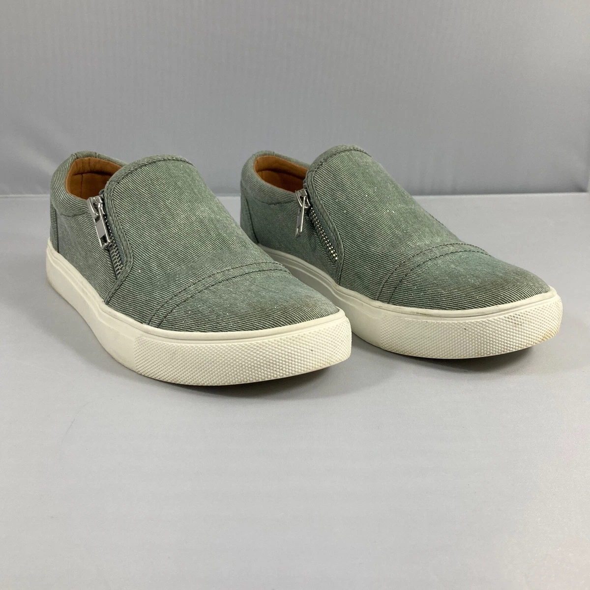Report canvas shoes clearance