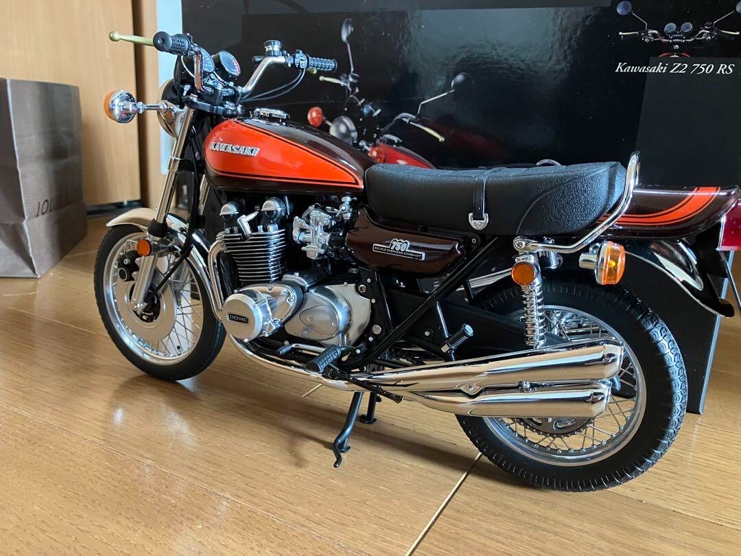 Minichamps Kawasaki Z2 750RS Fireball Color 1/6 Scale #PCKEY6 1/6