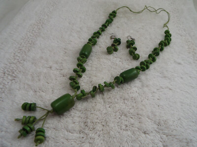 Green Bead String Necklace + Pierced Earrings Set