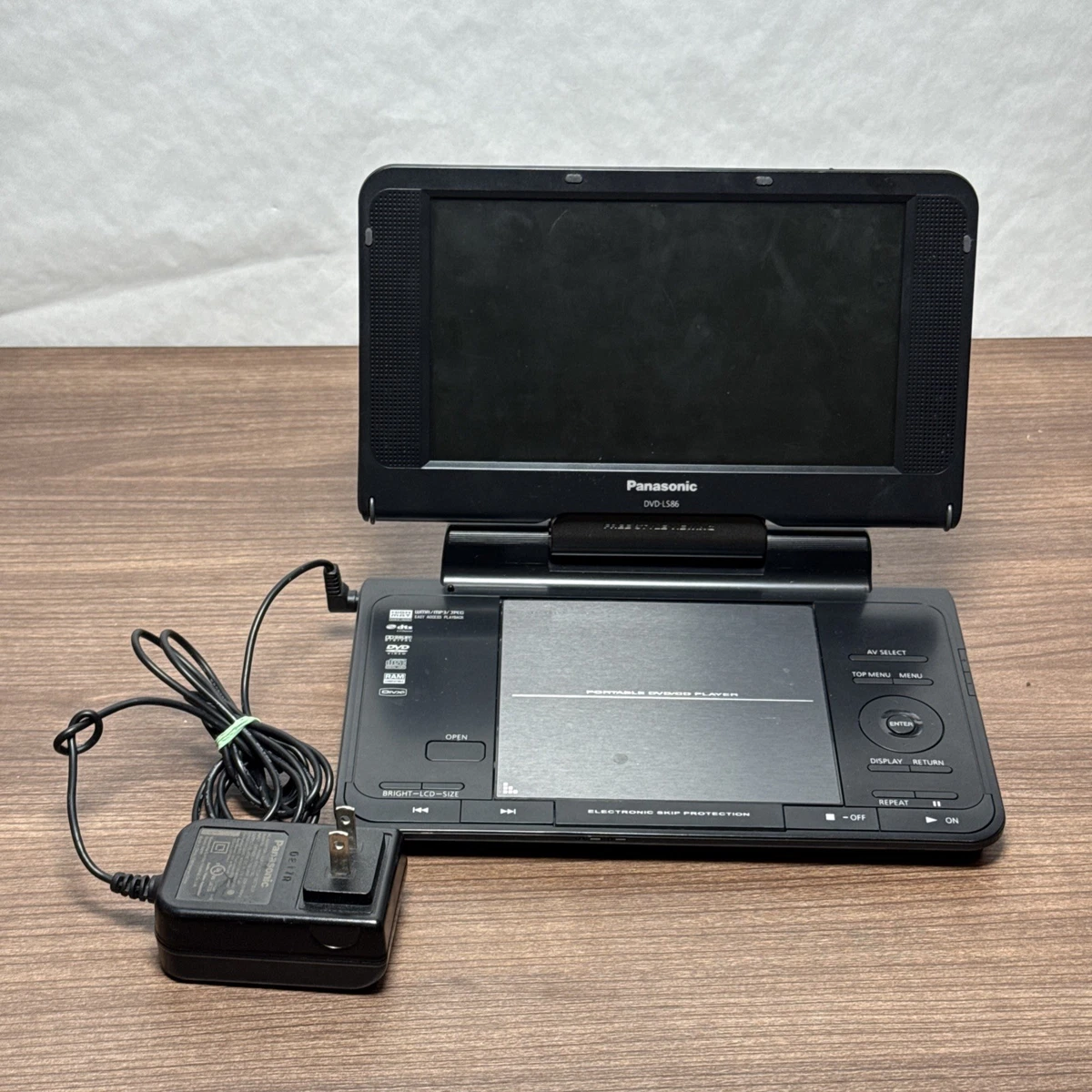 Panasonic CD-RW DVD & Blu-ray Players 8.0-10.9 in Screen for sale
