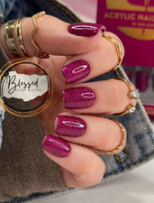 Red Aspen Press On Nails &ndash; Kinetic Kinsley | Short Squoval | Glitter Design