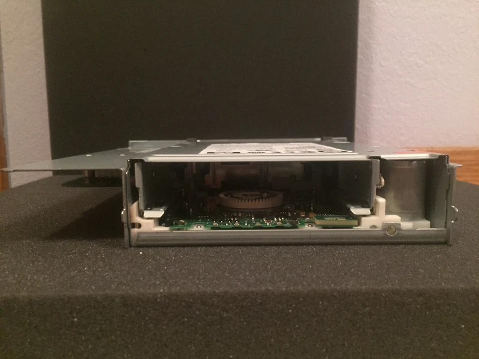 Sun Oracle 380-1592 HP LTO4 Ultrium4 SAS Drive W/ SL24/48 Tray AL568A 488157-001 - Image 3 of 4