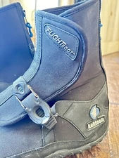 Kahtoola Flight  Boot Black Neoprene Cleat Base Over Boot Medium