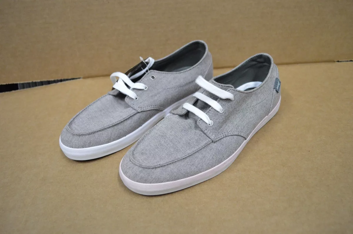 Reef Men s Coastal Cruisers Deck Hand 2 TX Grey White Shoes New