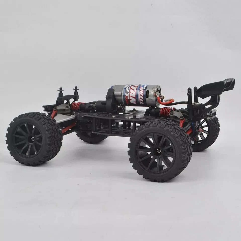 4PCS Rubber Wheel Tires with Lock Nuts for Traxxas 1/16 E-REVO /E-Revo VXL - Image 3 of 4