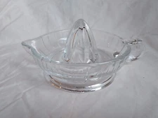 Vintage Clear Ribbed Glass Citrus Juicer Reamer w/ Pouring Spout & Handle