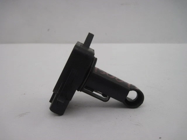 Used Fuel Injection Air Flow Meter fits: 2000 Lexus RX300 4 cylinder Grade A - Image 3 of 4