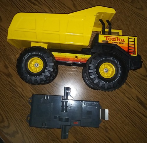 Vintage Mighty Tonka XMB-975 Metall Muldenkipper gelb mit funktionierendem Batteriemotor