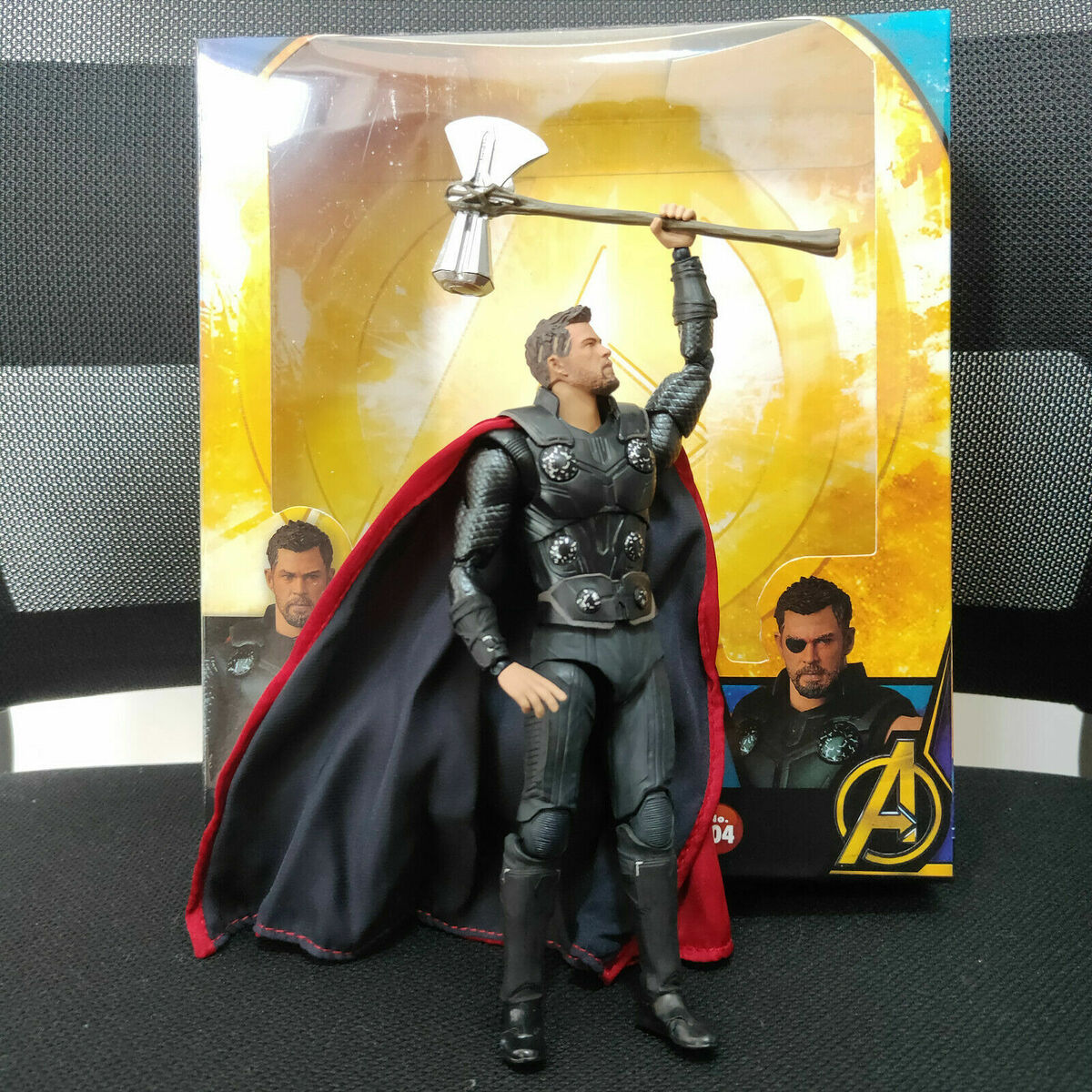 New Mafex No.104 The Avengers End Game Thor Action Figure New Mafex No.104 The Avengers End Game Thor Action Figure