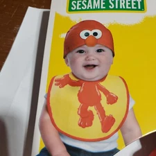 XX 57616 Elmo Sesame Street Character Bib And Hat By Disquise