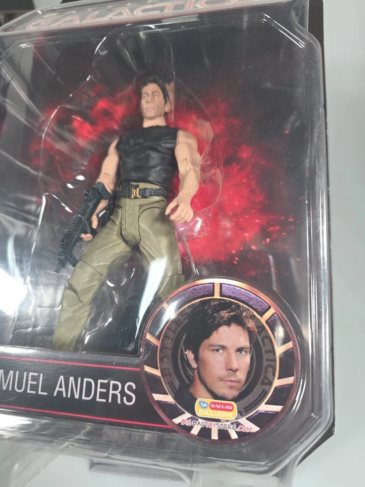 BATTLESTAR GALACTICA SAMUEL DIFERENTE F.Y.E & SUNCOAST EXCLUSIVO Foto 2 de 4
