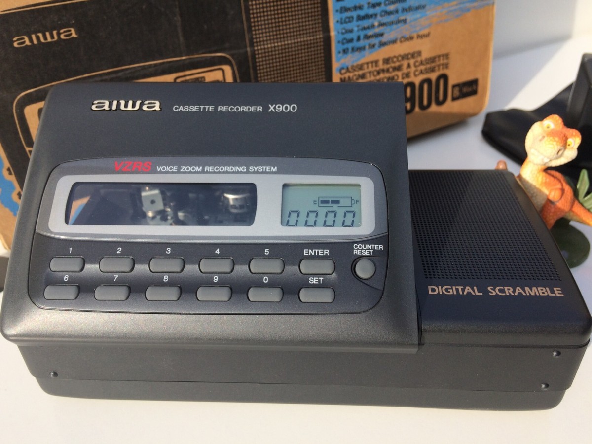 Aiwa TP-X900 Cassette Recorder Walkman Kassetten Rekorder boxed