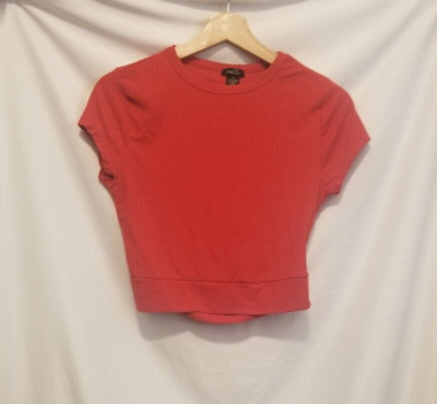 RUE21 Ribbed Cropped Top Juniors Medium Red Short Sleeve Exposed Back Pullover