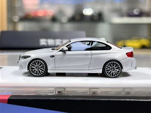 BZMW 1:64 Silver M2 Competition Coupe Sports Model Diecast Resin Car - Picture 5 of 8