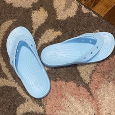 Crocs Kadee II Flip Flops Sz 8 Pool Blue Teal NWT
