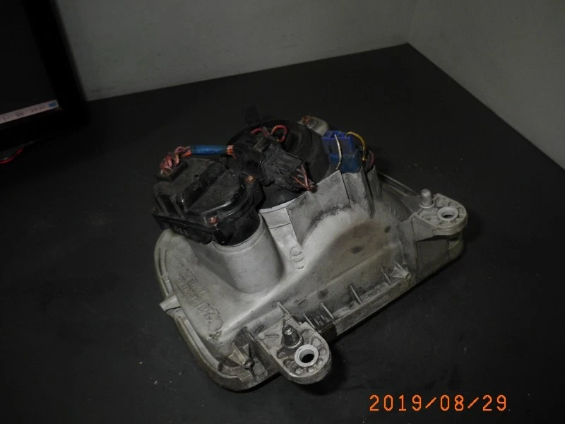 138432 Hauptscheinwerfer links DAIHATSU Cuore IV (L501) 0.8  - Bild 3 von 3