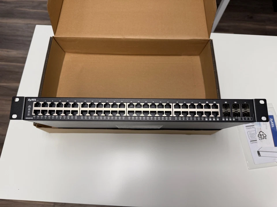 Zyxel XGS1910-48 48-Port Gigabit Switch with Bracket with 4x SFP+ Slots -Inc VAT - Image 3 of 4