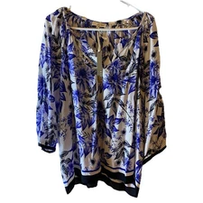 Kenar Woman’s Top, Size 1x  3/4 Sleeve, Blue Flowers