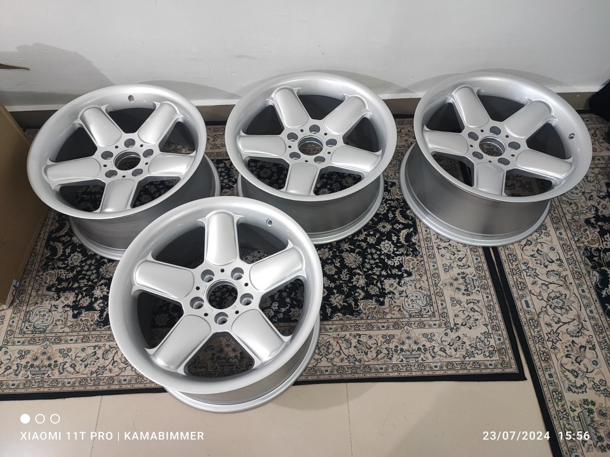 ACシュニッツァー17インチタイヤ付き4本セット