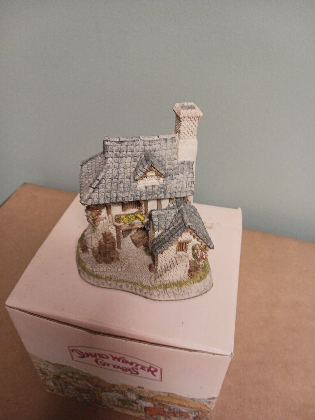 Picture 2 of 6
