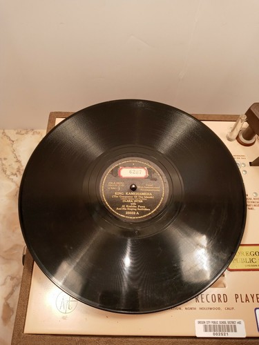78 Clara Inter ( WHEN HILO HATTIE DOES THE HILO HOP / KING KAMEHAMEHA) DECCA - Picture 4 of 4