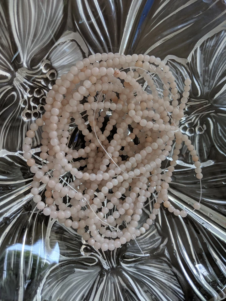 Cuentas de aventurina rosa natural de 4 mm (10 hebras) Foto 2 de 3