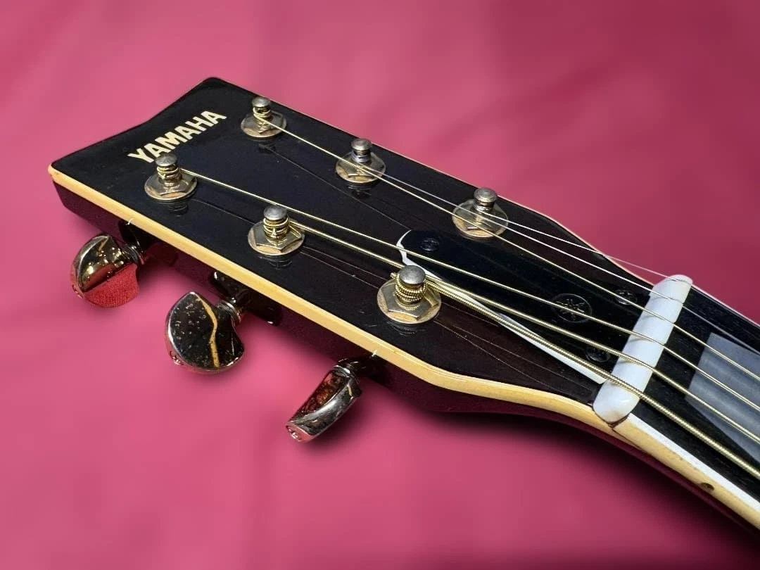 Guitarra acústica Yamaha L-8S 1981 Japón vintage abeto sólido Sitka con HC