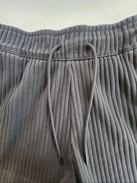 Nike Ribbed Knit Shorts Womens Medium Black Lounge Drawstring Lounge Athletic - Image 3 of 4