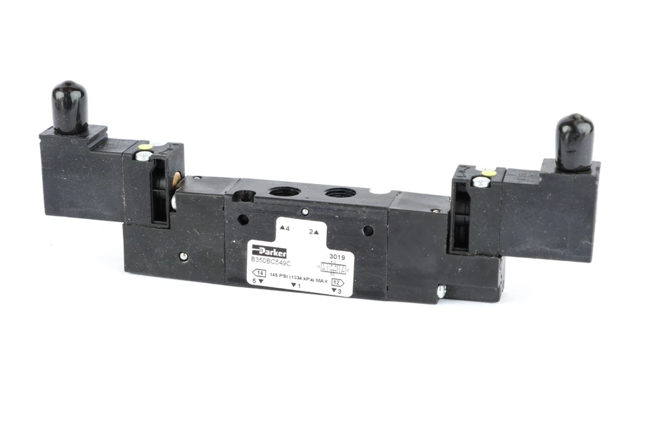 Parker B350BC549C  3/4 Way Pneumatic Directional Control Valve, 24VDC, 1/8" NPT - Image 3 of 4